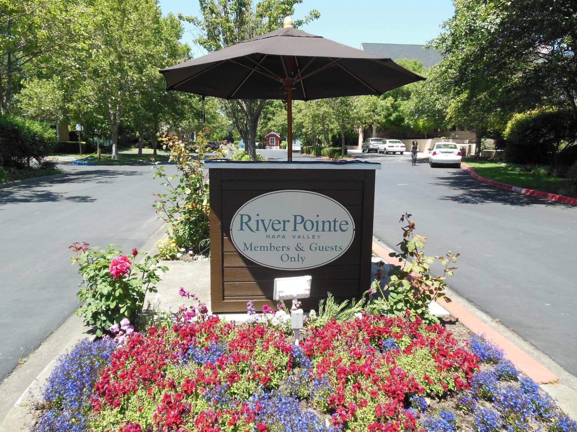 Riverpointe Napa Valley Resort Exterior photo