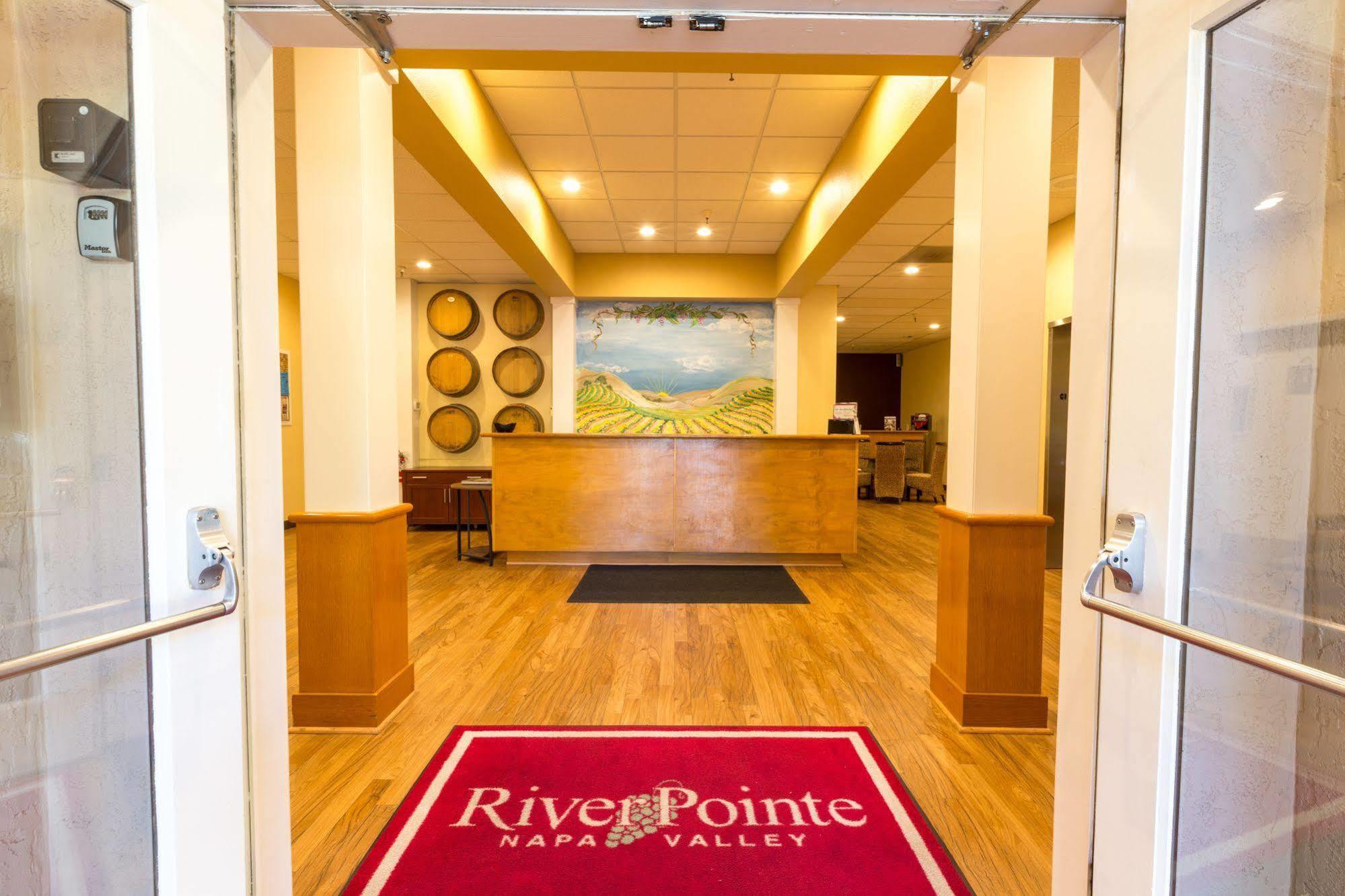 Riverpointe Napa Valley Resort Exterior photo